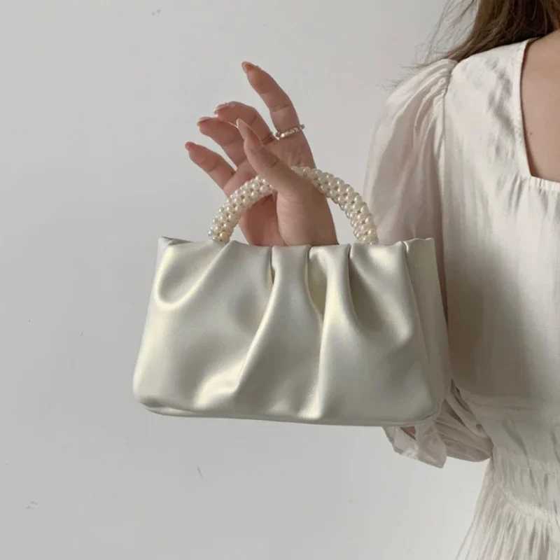 Fi Pearl Handle Women Dinner Cluh Purse Handbags Luxury Design Ladies Square Shoulder Bags Female Small Messenger BagXJ241225