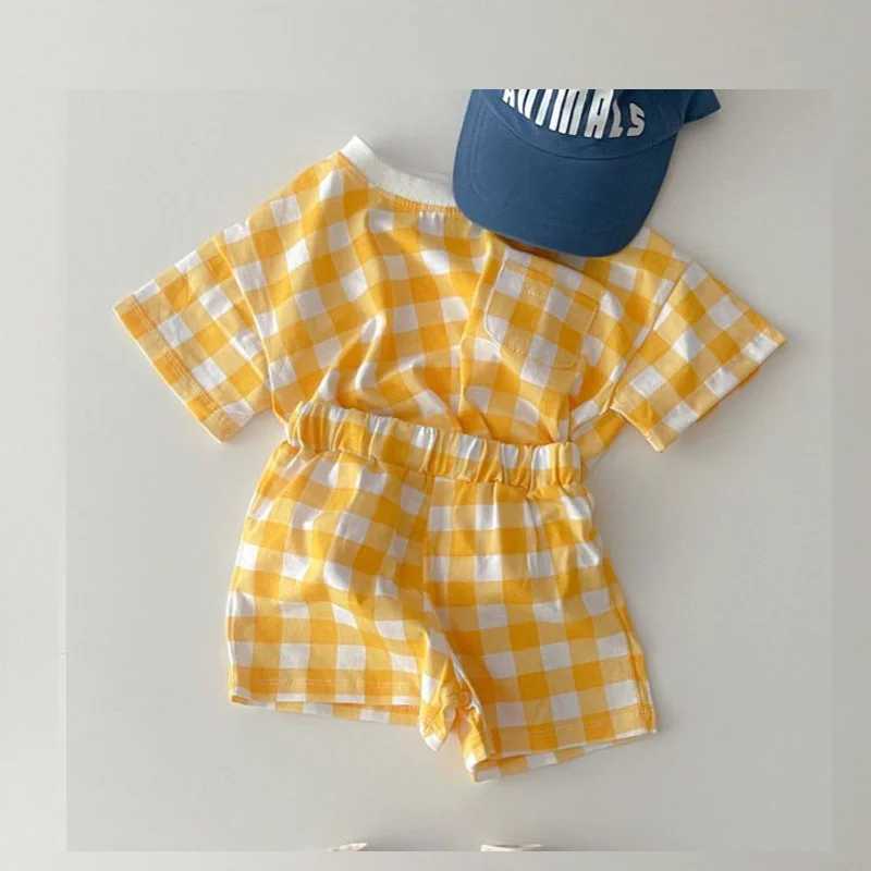 Clothing Sets Korean Version Of The Baby Suit Refreshing Comfortable Short-Sleeved Suit Summer Love Plaid Casual T-Shirt Shorts Two-Piece SetY241225CY