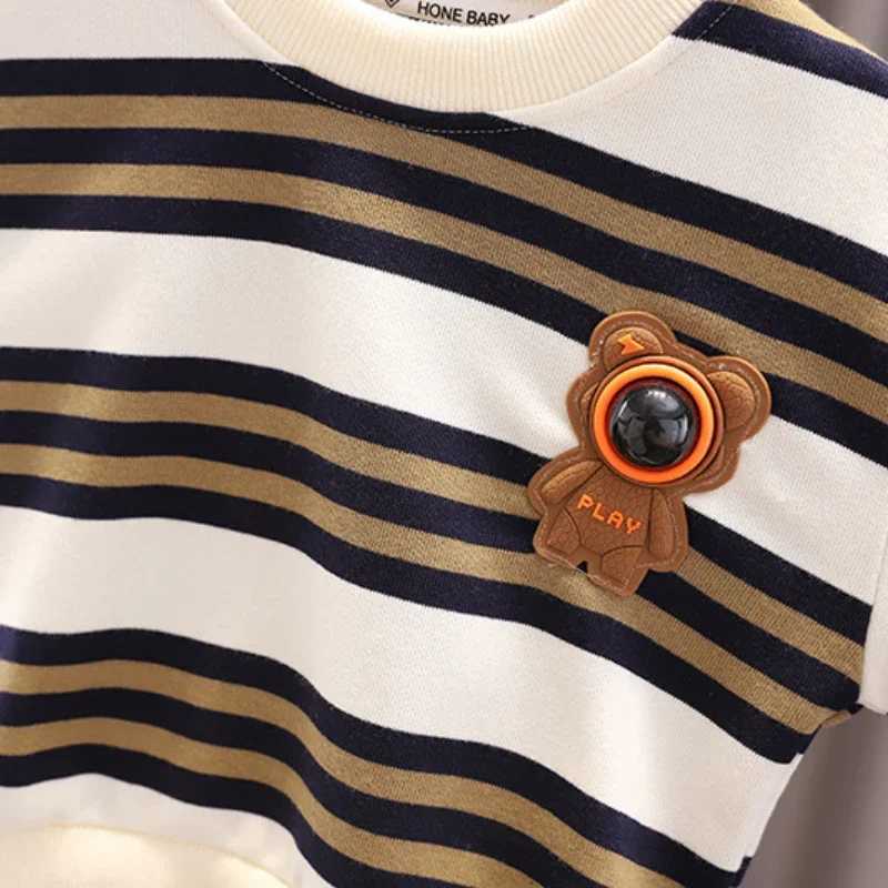 Clothing Sets Autumn Baby Girl Boy Fashion Clothes Set Children Sports Cartoon Space Bear Striped Top and Pants Buttom 2pcs Cotton TracksuitY2412259ZA