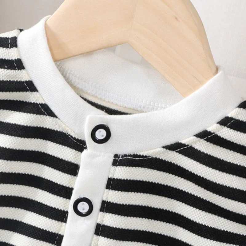 Clothing Sets Summer Baby Girls Clothes Children Boy Knit Stripe Short Sleeve T-shirts and Shorts 2pcs Set Kid Sleeveless Top Bottom OutfitsY2412253YW