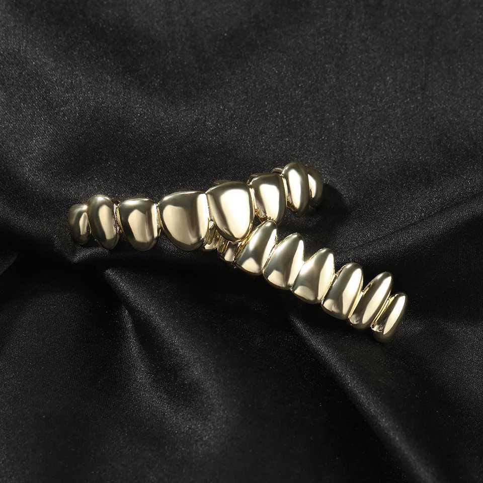 Hip Hop Gold Plated Teeth Grillz Cs Gold Plated Top Bottom Charm Grills For Men Women Jewelry Cosplay Xmas GiftXJ241225