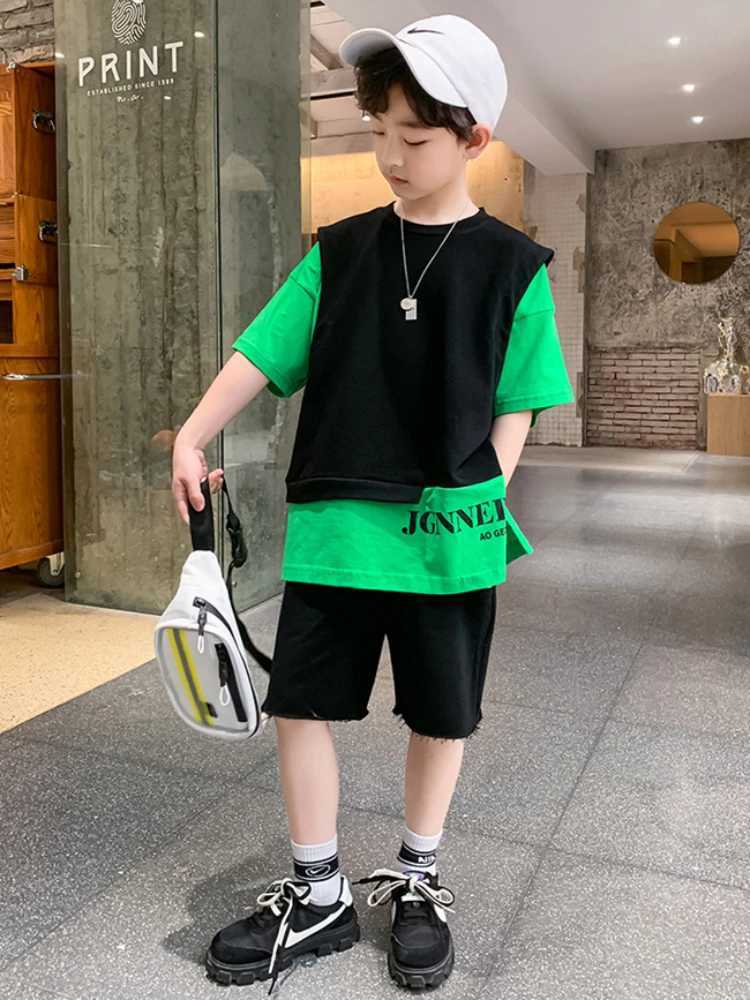 Clothing Sets Summer childrens mens clothing set childrens artificial two-piece letter printed T-shirt and shorts 2-piece set teenagers topY2412253HQX