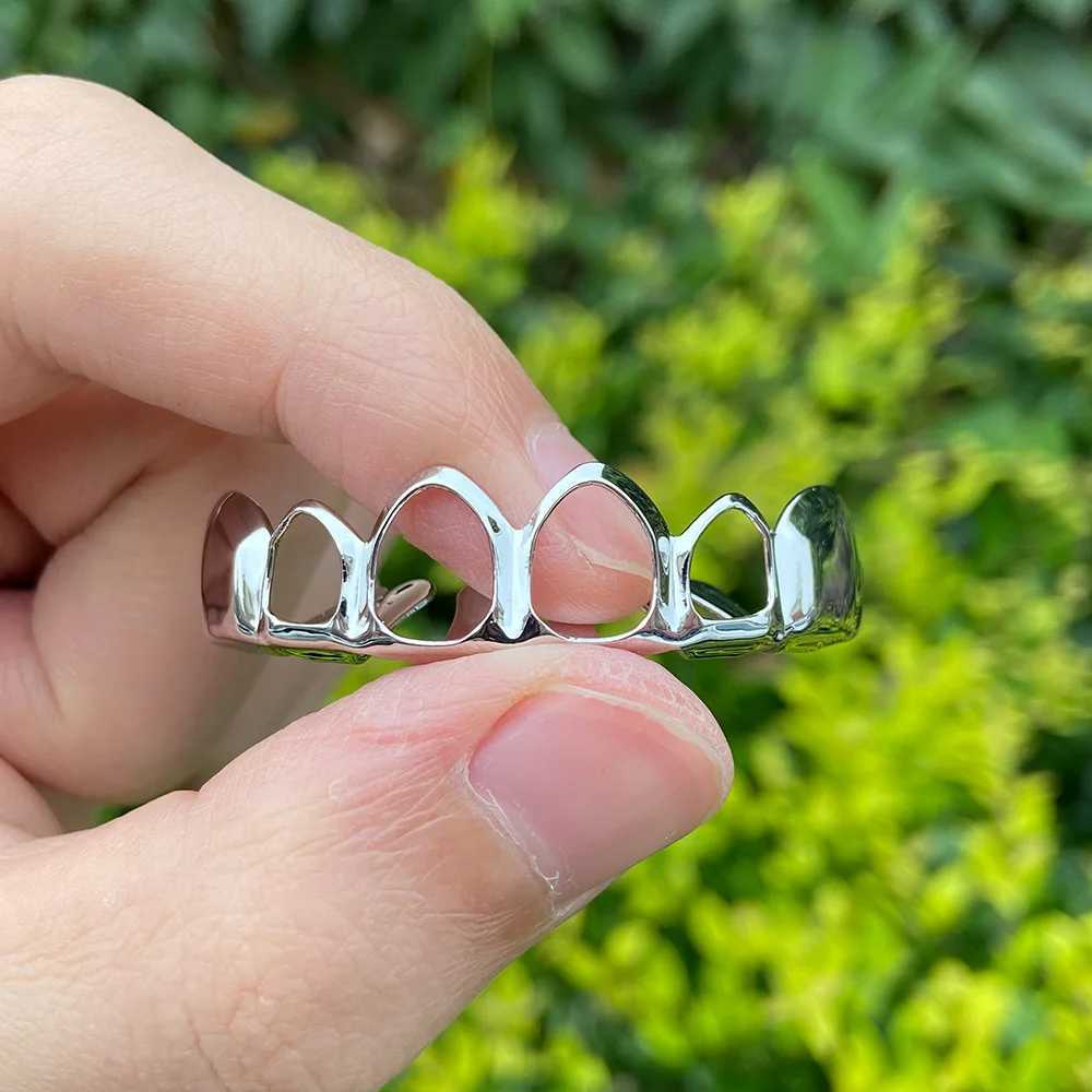 RACHELZ Hip Hop Hollow Top Teeth Grillz Silver Black Color Tooth Cs For Women Men Jewelry Halloween Cosplay GiftXJ241225