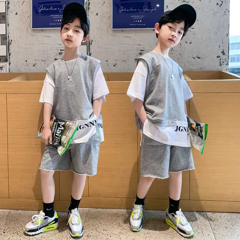 Clothing Sets Summer childrens mens clothing set childrens artificial two-piece letter printed T-shirt and shorts 2-piece set teenagers topY2412253HQX