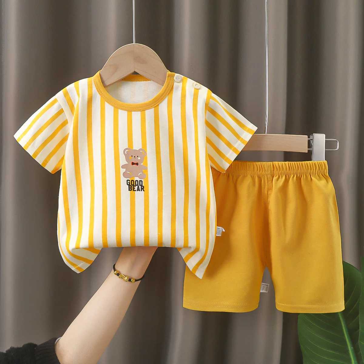 Clothing Sets Summer Baby Girl Clothes Set Children Casual Cotton T-shirts and Shorts 2pcs Outfit Boys Cartoon Bear Print Top Bottom OutfitsY241225PRH
