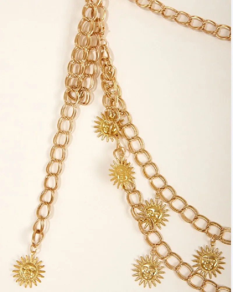 Retro Womens Belt Fiery Sun Metal Chain Waist Chain Versatile Ethnic Style Summer Fashion Body Chain Charm Jewelry 241225