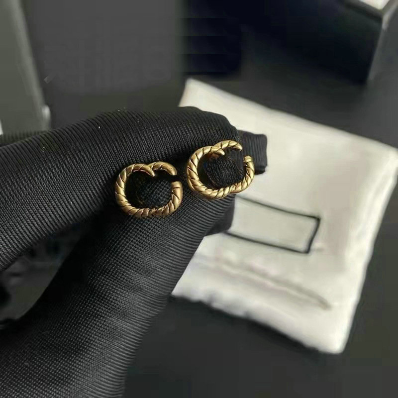 Classic Vintage Stud Earrings Designer Jewelry Accessory Brand Letter Earring Women Party Wedding Gift