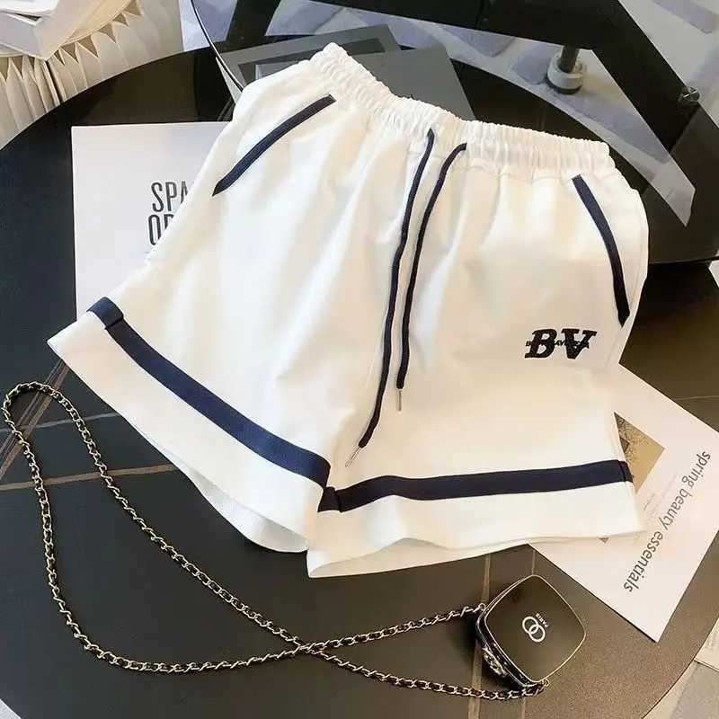 Clothing Sets Summer Children Girls Clothes Set V Neck Tshirts and Shorts 2 Pieces Suit Teenage Girls Short Sleeve Top Bottom TracksuitY241225EE50