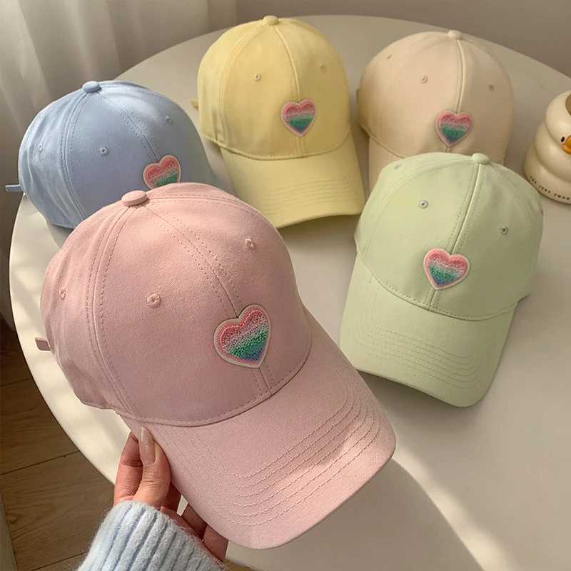 RICYGVM Korean Womens Love Baseball Hat Sunshade Duck Tongue Hat Solid Color Leather Hat Girls Outdoor Sunshade Hat W241225