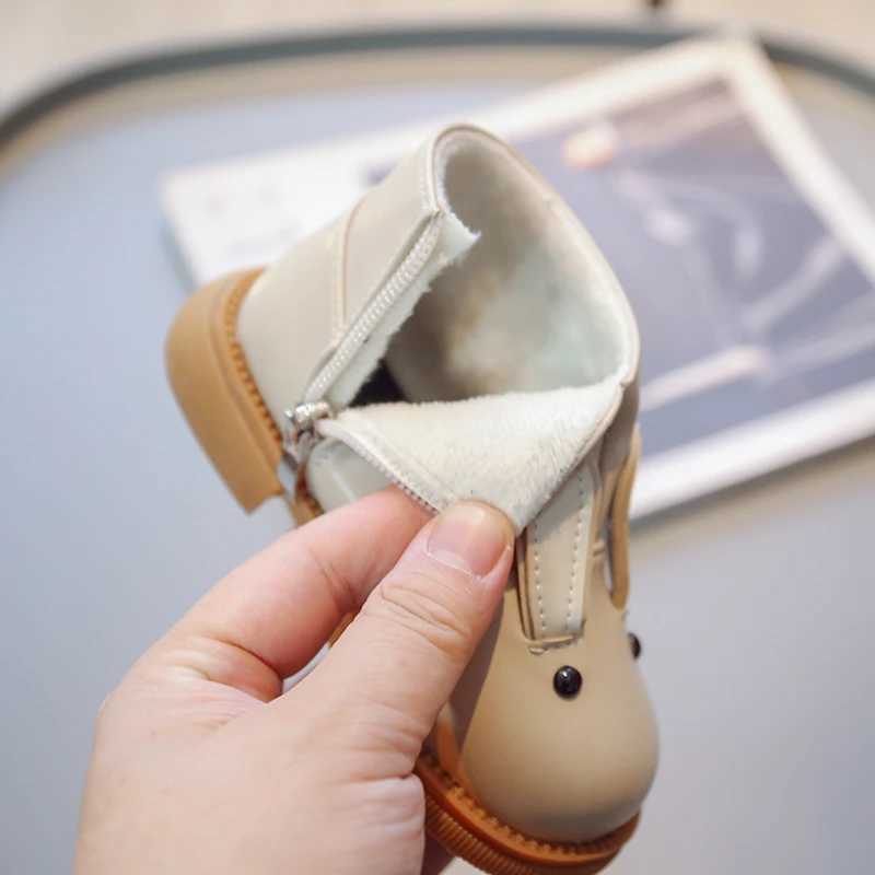 Athletic Outdoor Childrens Boots 1-8 Years Old Khaki Color Padded Boys Girls Leather Shoes Autumn and Winter Soft Non-slip Kid Baby Martin Boots H2412