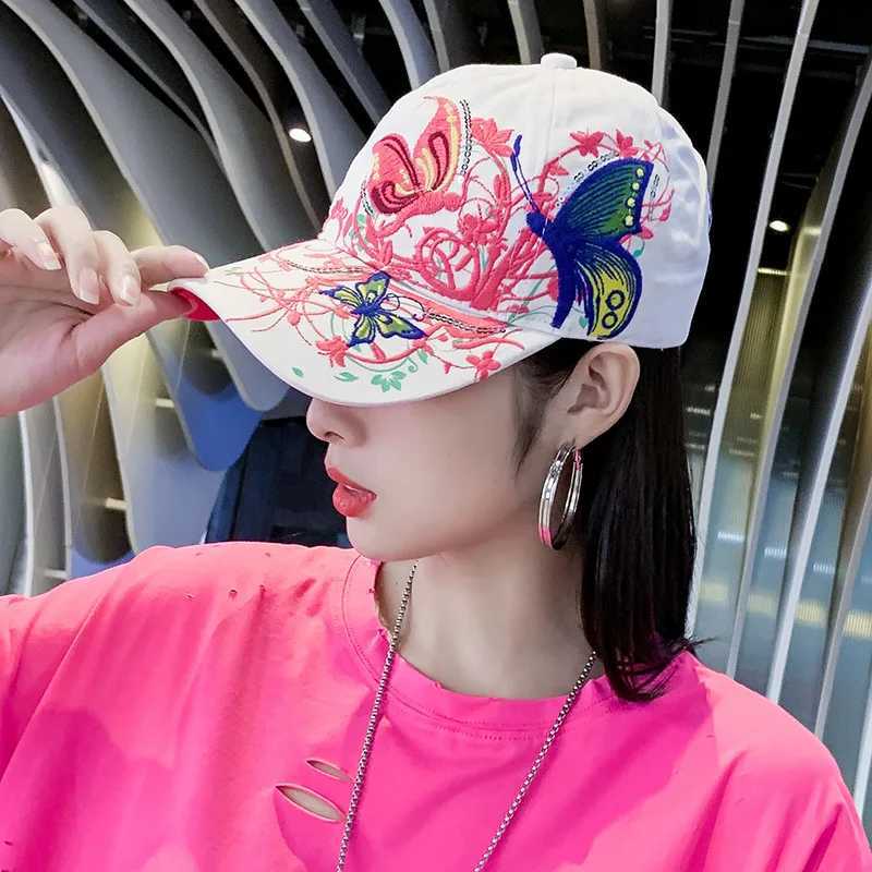 Embroidered butterfly baseball cap suitable for women soft cotton snap button sun protection cap adjustable outdoor sports golf leather cap W241225