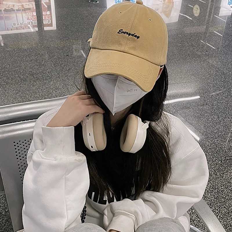 Solid color embroidered womens baseball cap with adjustable buckle back foot cap mens outdoor sports sun hat sun hat sun visor cap W241225