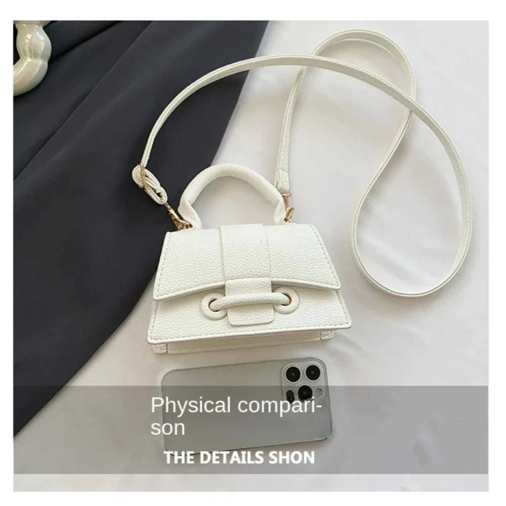 2024 New Fi Womens Versatile Trendy Casual Mini Crossbody Bag Niche Trendy Shoulder BagXJ241225