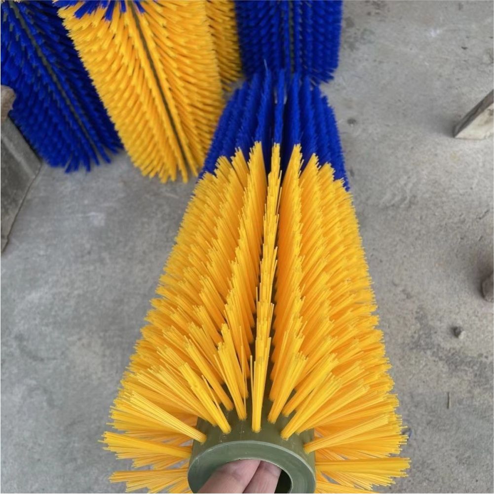 Roller Cleaning Brush Cow Body Brush Cow Scratching Rotating Stick Cow Massage Scratching Tool Farm Horse Cow Sheep Itch Tool