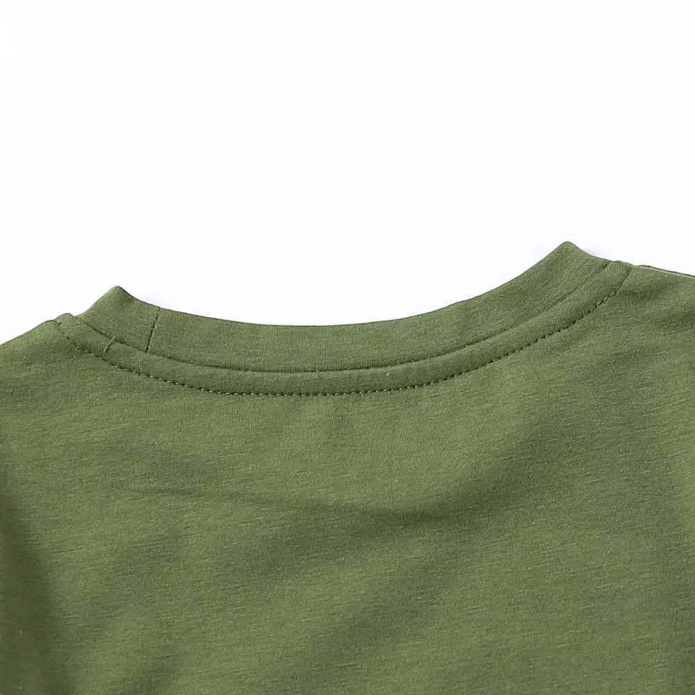 Clothing Sets Summer Childrens Casual Sportswear Set Childrens Letter Printed T-shirt + Solid Color Shorts 2 Pieces Set 0-6 Years OldY241225EW53