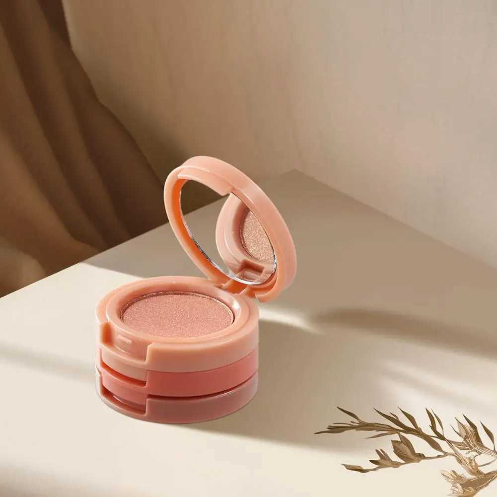 B Highlighter Powder Three Layers Of One Disc Shining Not Easy To Remove Makeup Matte l Fine Texture Significant ColorXJ241225
