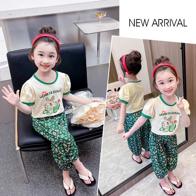 Clothing Sets Summer Baby Girls Clothes Set Cartoon Rabbit Printed T-shirts and Pants 2 Pieces Suit Children Fashion Flower Top Bottom OutfitsY241225H