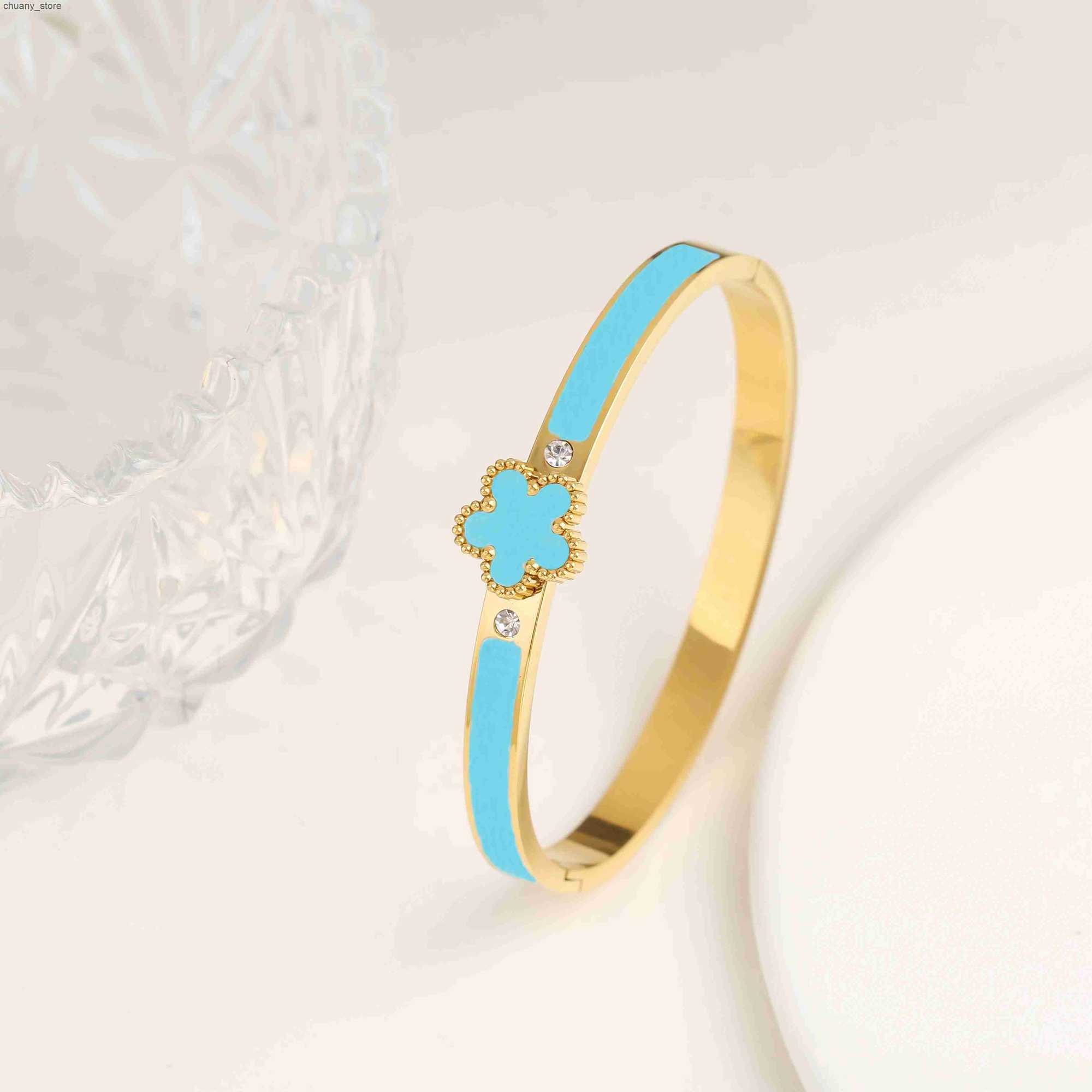 Chain New Arrival Stainless Steel Oil Drop Shell Five Leaf Flower Open Bangle for Man Woman Fashion Party Classic Jewelry Clover 2025 L240910
