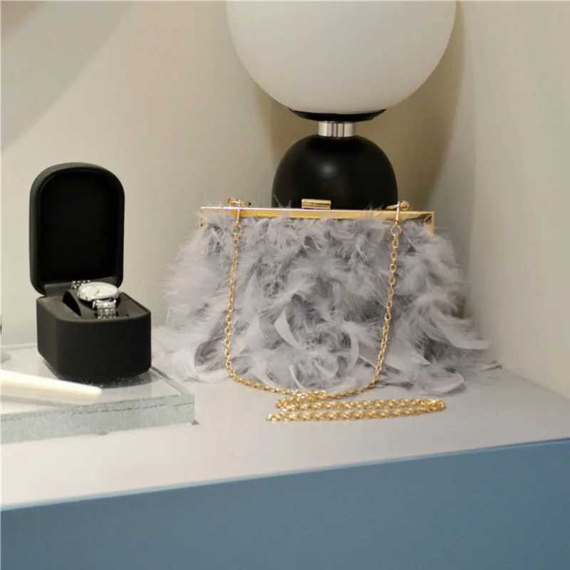 High Quality Womens Feather Evening Wallet Pearl Belt Chain Clutch Handbag Womens Elegant Dinner Party Shoulder Cross Body Bag T241225
