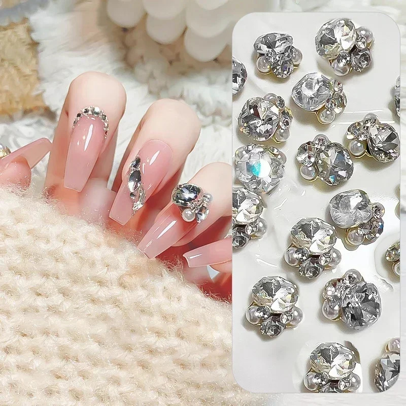 40Pcs/Bag Special-shaped Nail RhinestonesTransparent Pink Auroras Heart Star Butterfly 3D Nail Art Charms Manciure Nail Decorati 241225