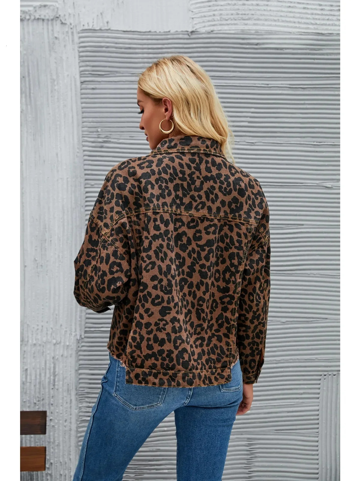 Denim Jacket Autumn Winter American Style Womens Clothing Washed Long Sleeved Ripped Solid Color Loose Denim Coat Trend 241223