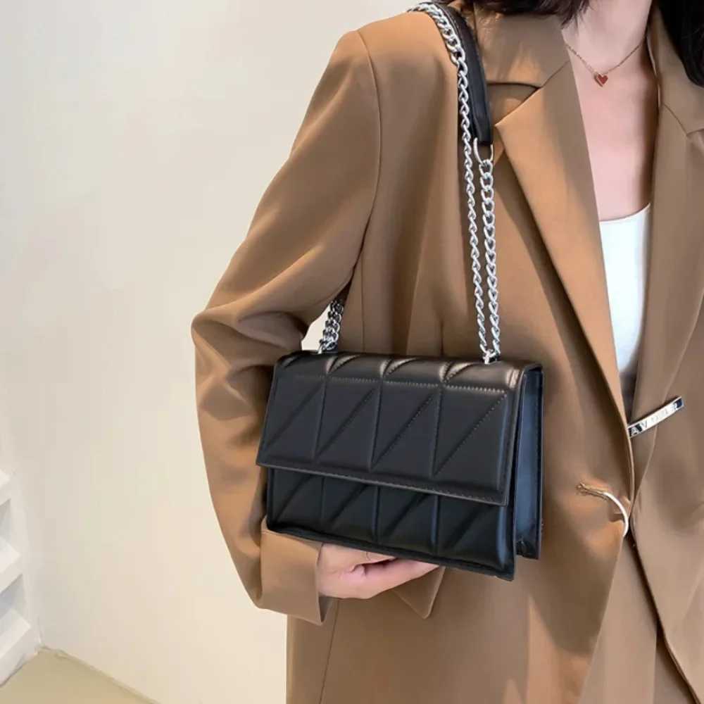 Designer Fi Women Shoulder Bag Ladies PU Leather Handle Handbags Chain Strap Crossbody Bags for WomenXJ241225