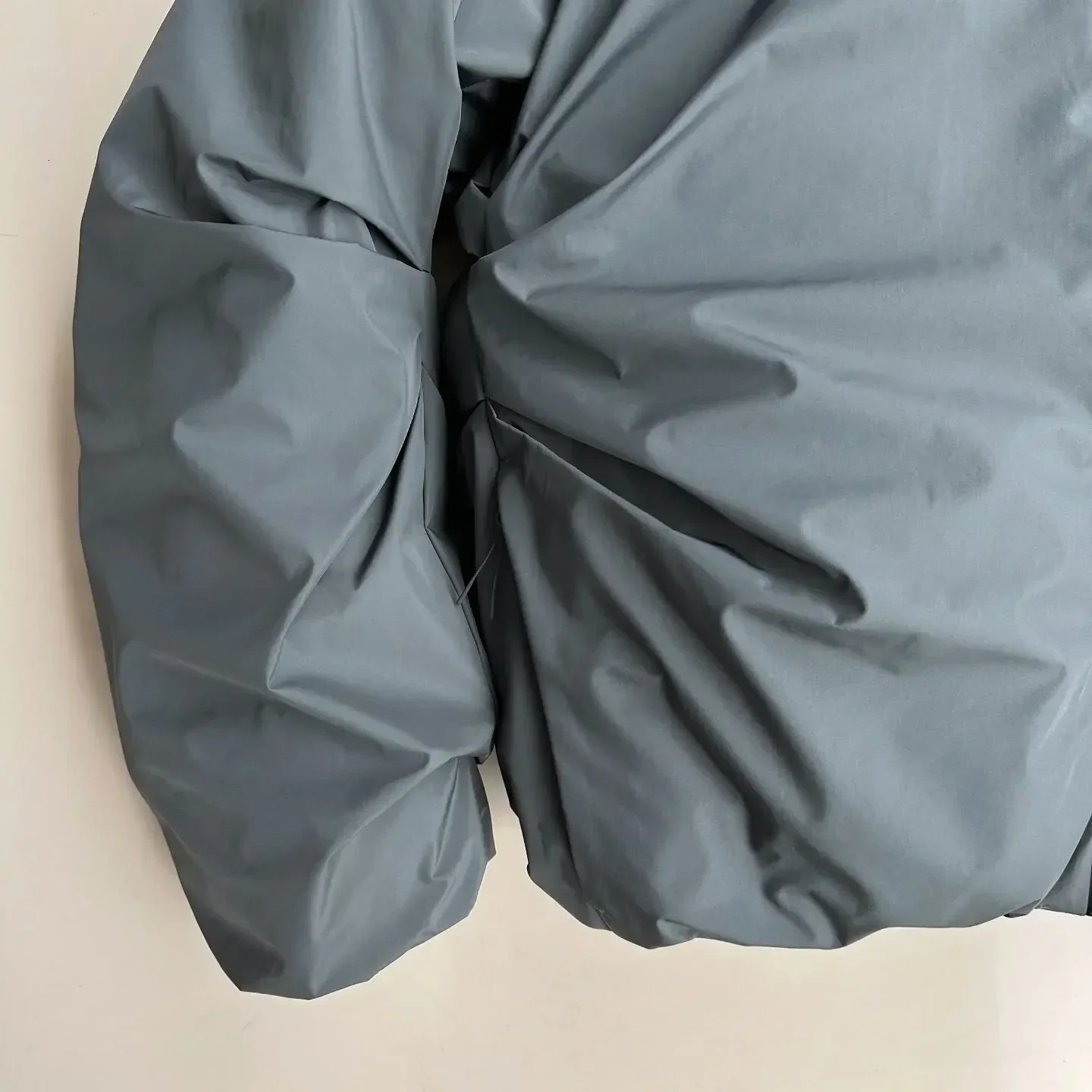 2025 Winter Down Jacket Simple Joker Double Zipper Mens and Womens Y2K Harajuku retro Gothic casual street wear 241225