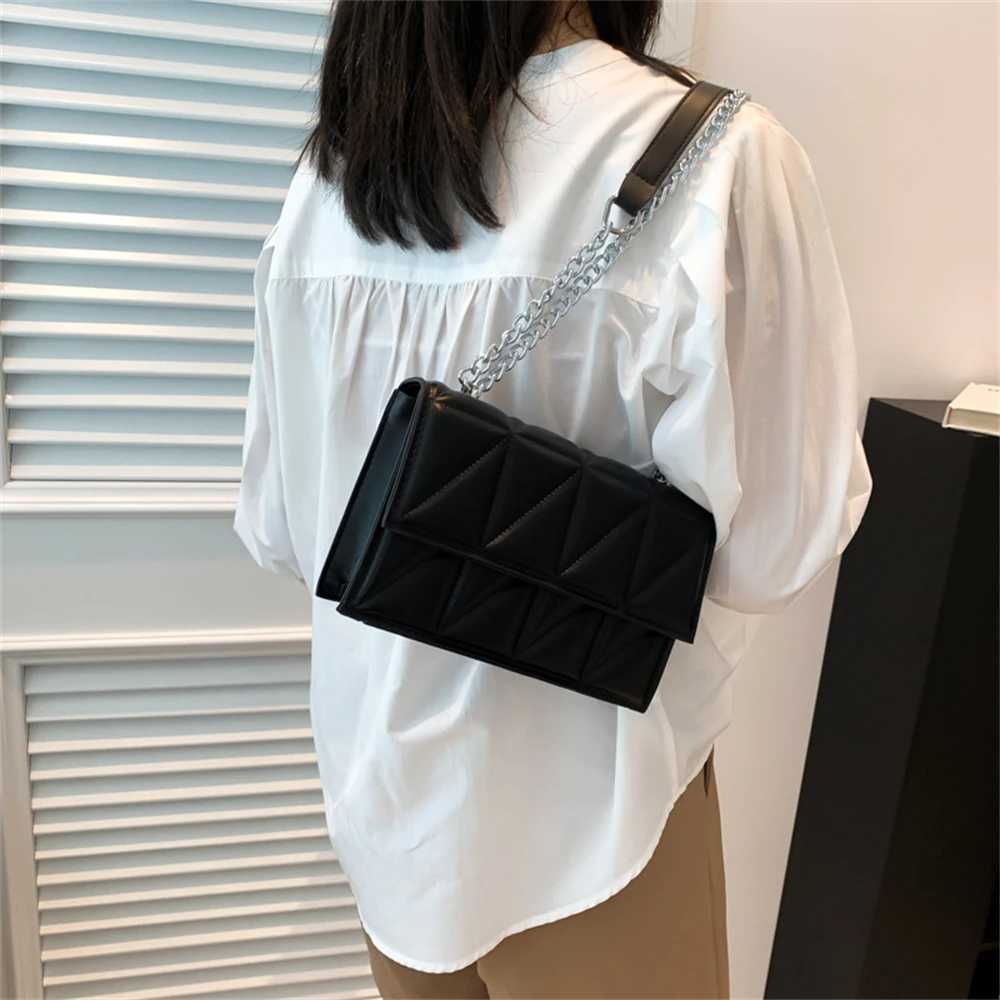 Fi Trend Crossbody Single Bag The New Small Bag 2023 New Tide Korean Versi Of The Foreign-style Chain Small Square BagXJ241225