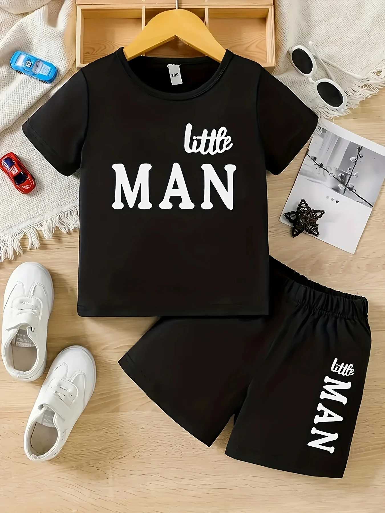 Clothing Sets Summer boys clothing set childrens little man printed T-shirt and shorts 2-piece set childrens girls topY241225OVNC