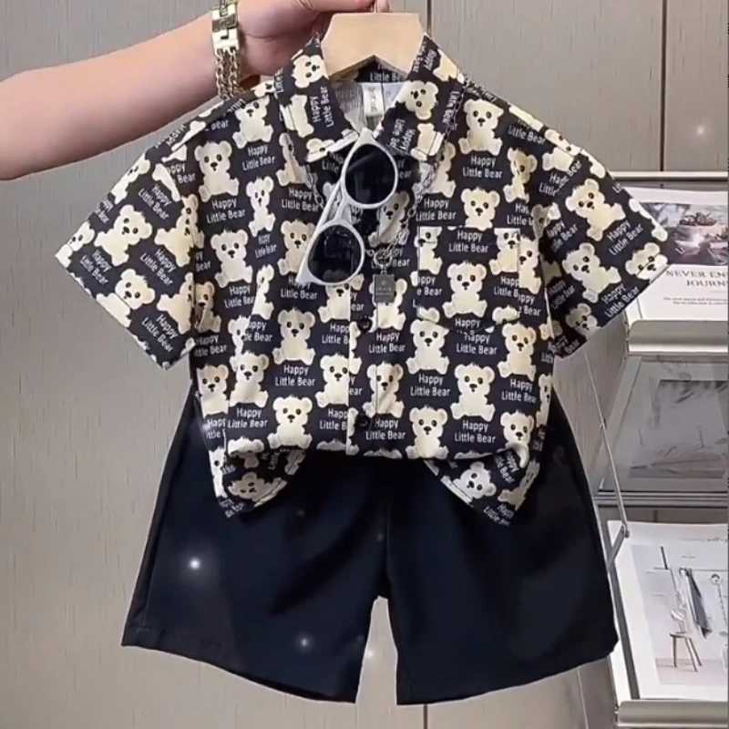 Clothing Sets Summer Children Boy Clothes Set Kid Cartoon Bear Shirts and Shorts 2pcs Suit Fashion Single Breasted Top Black Bottom OutfitsY2412251HDF