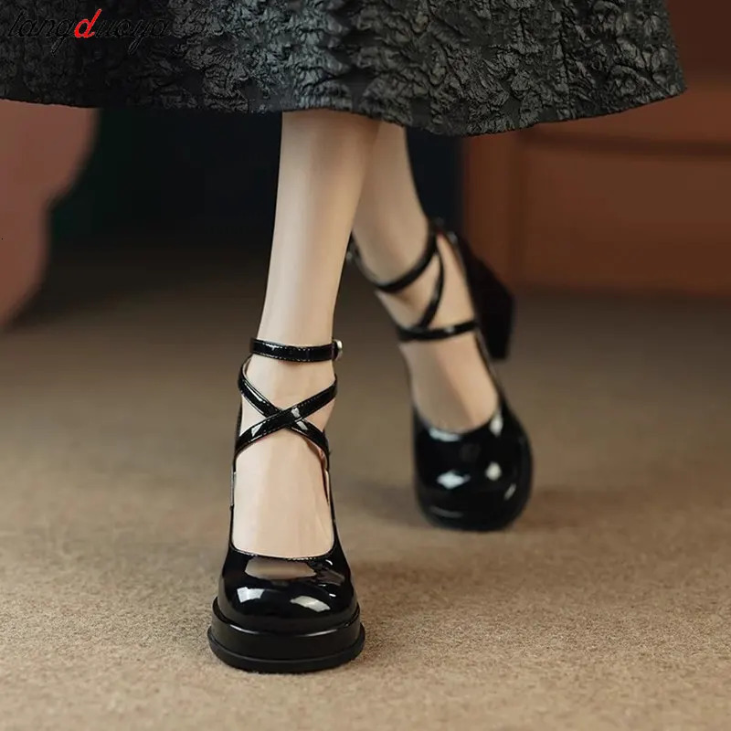 Womens summer Footwear on Heeled Shoes Woman Elegant Vintage Lolita Mary Jane shoes Black Round Toe High Heels party shoes 241225