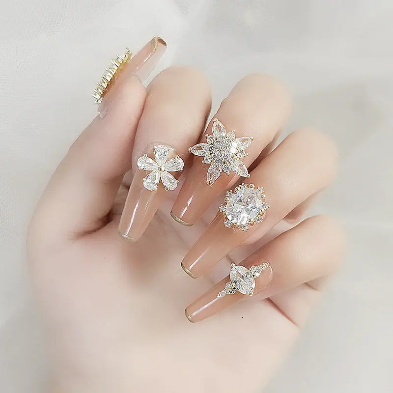 10pcs/lot Snowflake Flower Heart Drop Zircon Crystals Rhinestones Jewelry Nail Art Decorations Nails Accessories Charms Supplies 241225