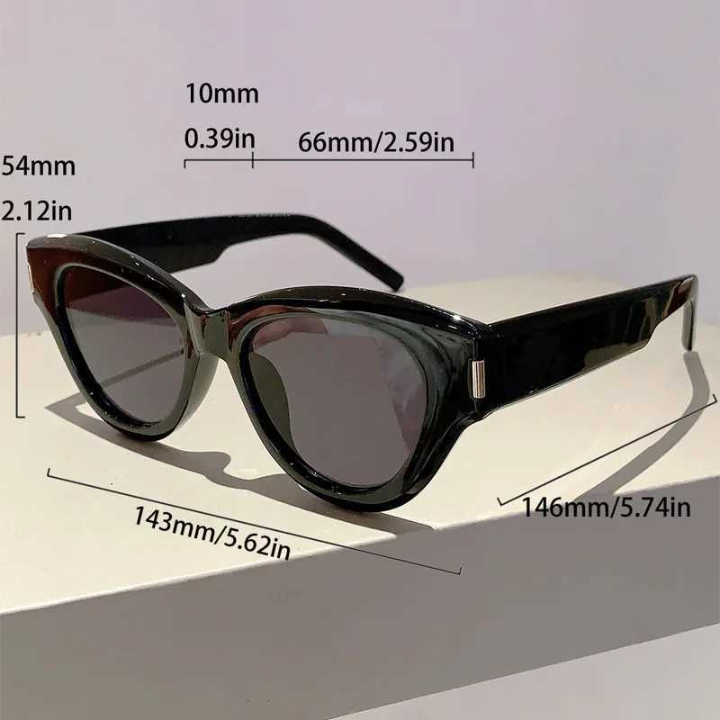 Fashion retro cat eyes Sunes Wen for Fem Sun es Punk S luxury brand designer elegant womens eyes UV400 X2412251