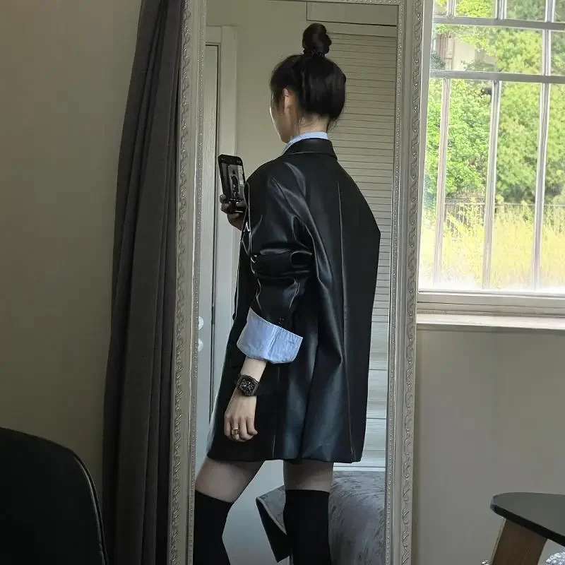 2024 Style Womens Genuine Leather Jacket Loose Fit Casual Elegant HighEnd Feel Top Korean Vintage Black 241225