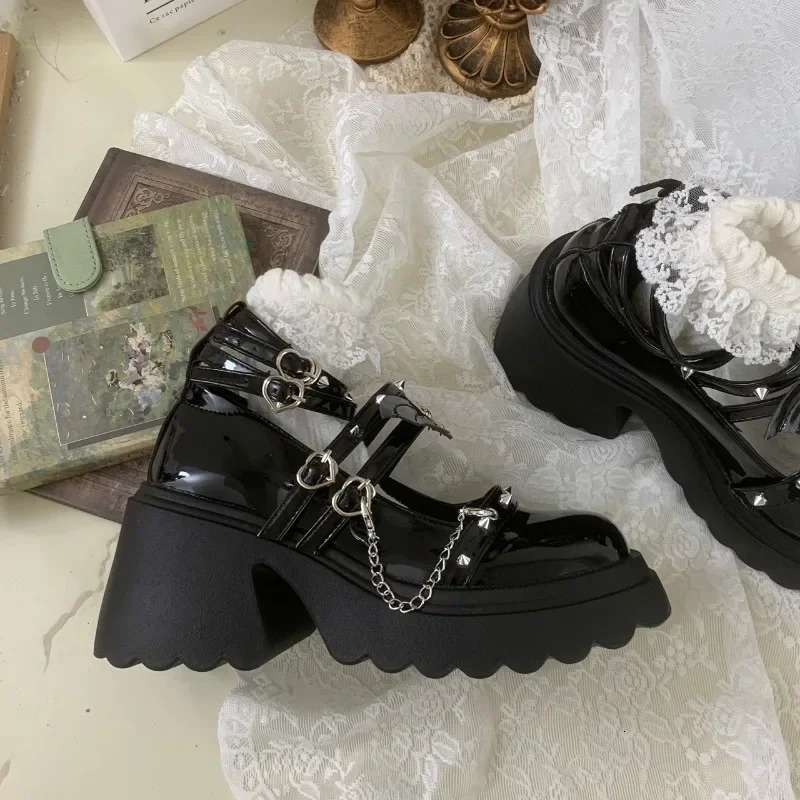 Lolita Shoes for Women Punk Platform Pumps Japanese Patent Leather Mary Jane Shoes Black Goth Footwear 241225
