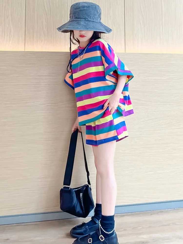 Clothing Sets Summer Children Girls Clothes Set Fashion Stripe Cute T-shirts and Shorts 2pcs Suit Teenage Top Bottom Sweet OutfitsY241225ZV8U