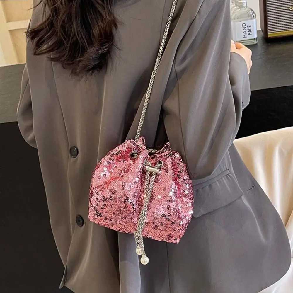 High Quality French Sparkling Banquet Bag Handbag Metal Chain Tassel Cross Body Bag Mini Wallet Glitter Shoulder Bag T241225