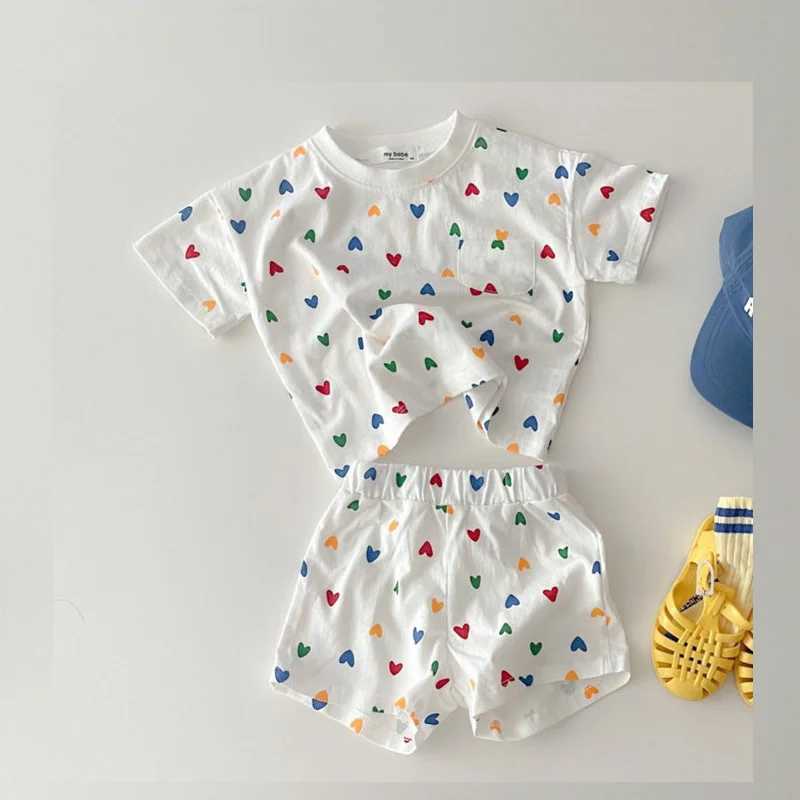 Clothing Sets Korean Version Of The Baby Suit Refreshing Comfortable Short-Sleeved Suit Summer Love Plaid Casual T-Shirt Shorts Two-Piece SetY241225CY