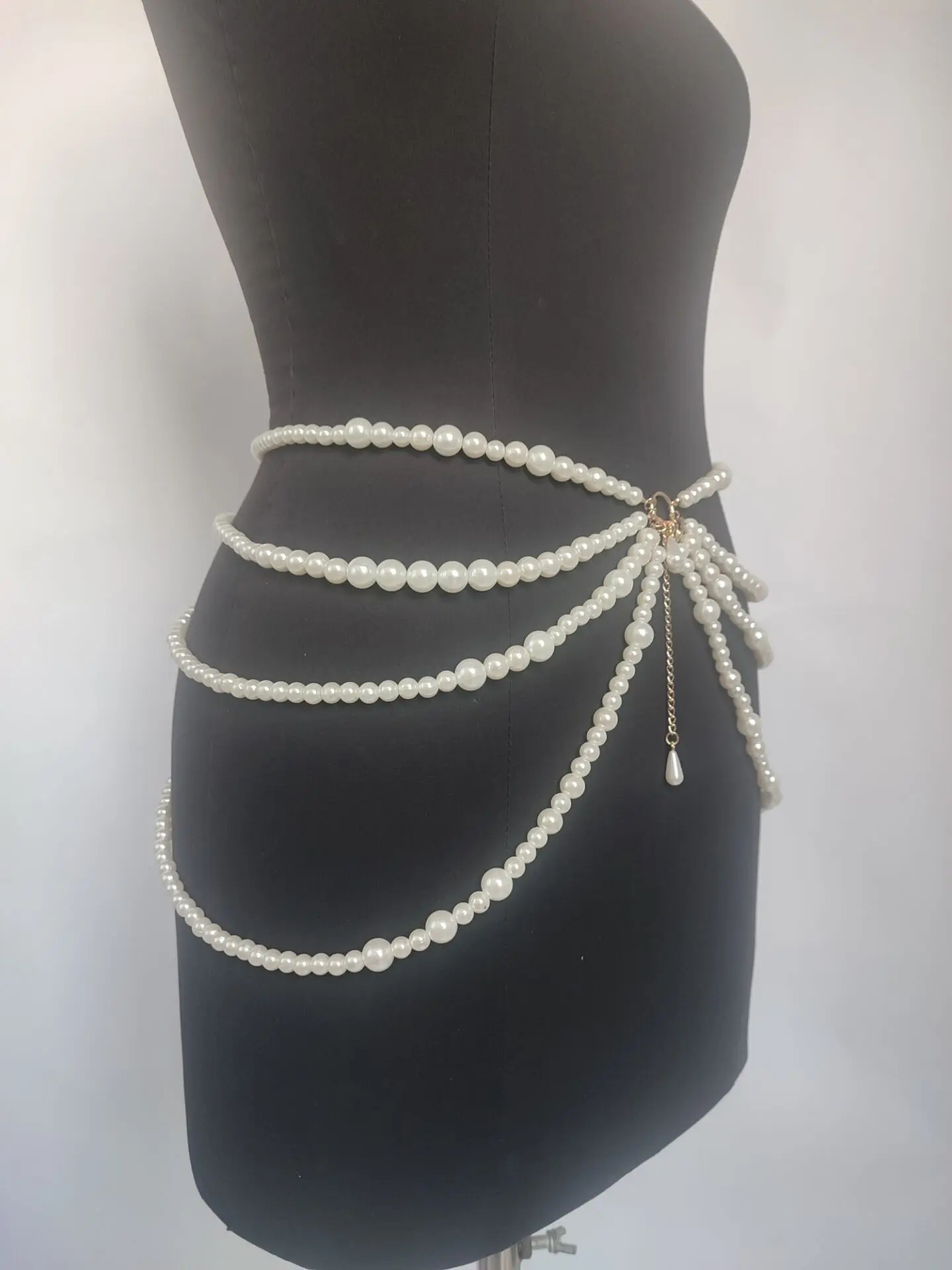 Y2K Jewelry Multilayer Pearl Waist Chain for Womens Fashion Retro Character Playing Body Accessories Sexy Party Accessorie Gift 241225