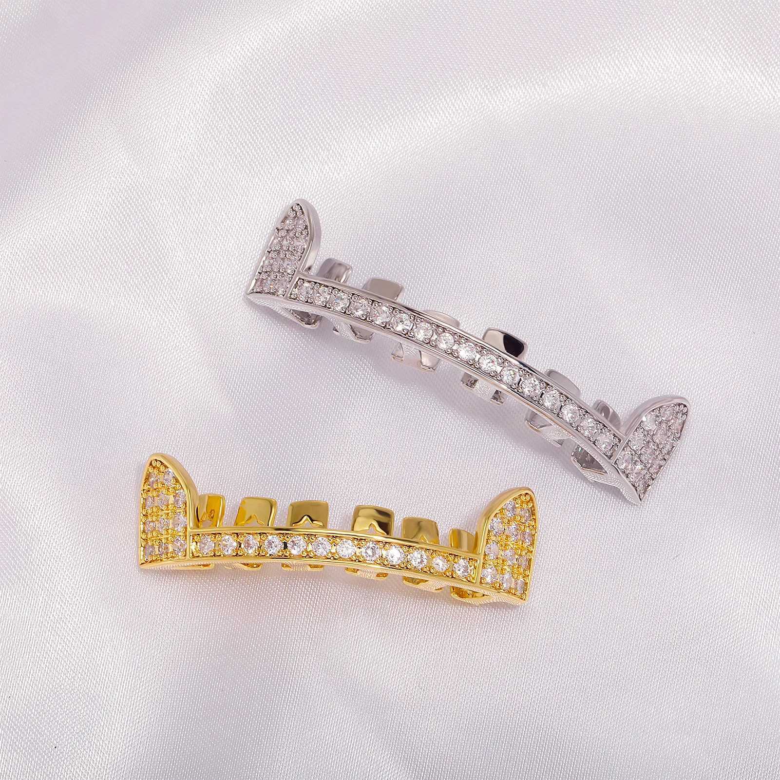 Hollow New Teeth Grillz Top Bootom Dental Mouth Punk Teeth Cs Cosplay Party Tooth Rper Hip Hop Jewelry TG052XJ241225