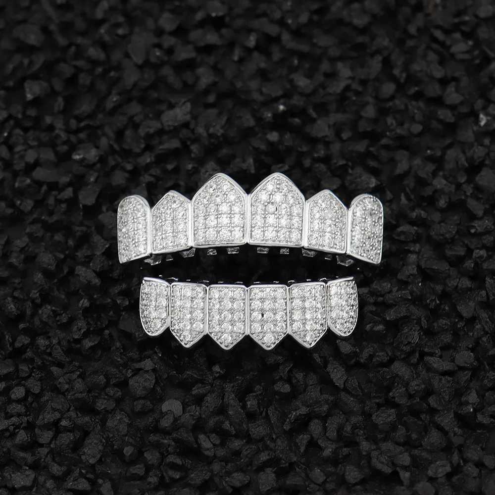 1set Hip Hop d Out Teeth Grillz Gold Plated Dental Grills Rock Tooth Grillz Cs Crystal Teeth Cs Halloween Vampire ToothXJ241225