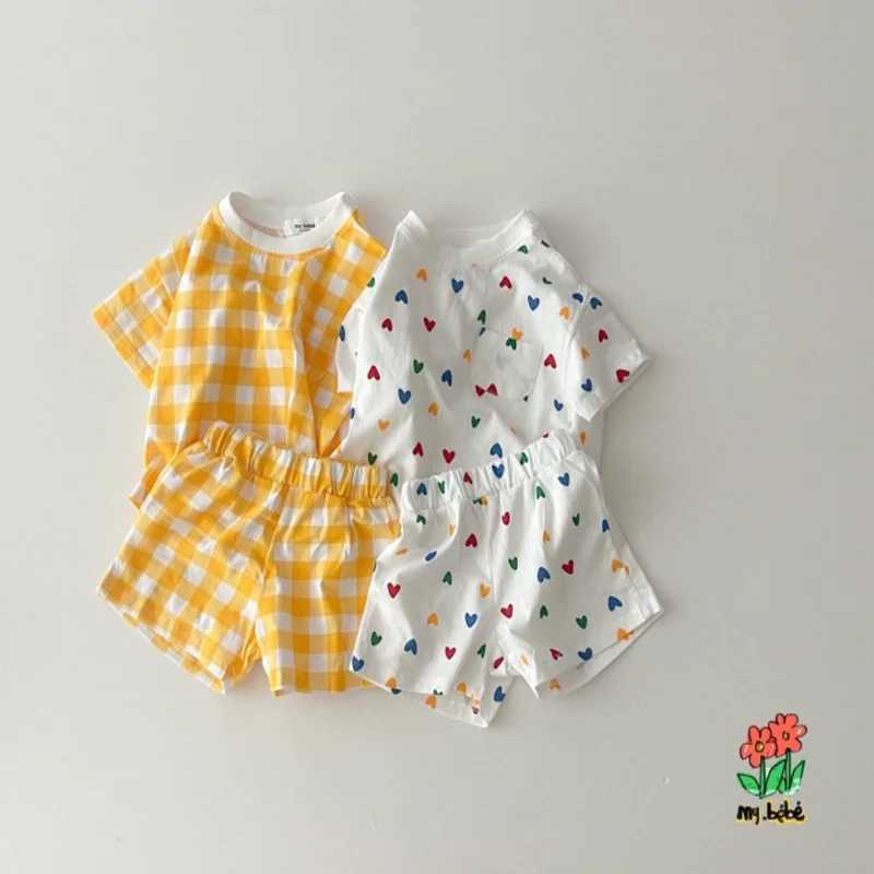 Clothing Sets Korean Version Of The Baby Suit Refreshing Comfortable Short-Sleeved Suit Summer Love Plaid Casual T-Shirt Shorts Two-Piece SetY241225CY