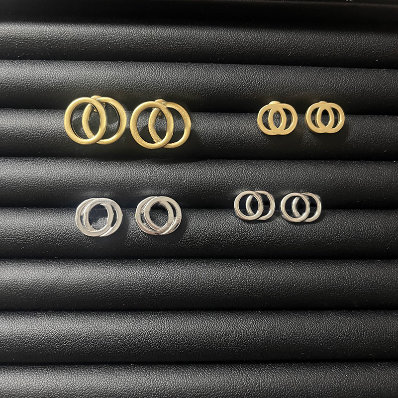 Vintage Hoop Letter Earrings Studs Retro Golden Plated Eardrop Men Women Simple Style Studs Ear Studs With Gift Box Birthday Engagement Christmas Gift