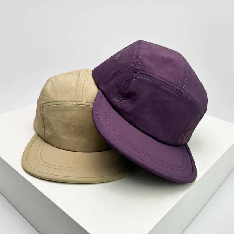 New unisex flat Eaves quick drying solid baseball cap breathable and simple sunshine outdoor leather hat fashionable retro version W241225