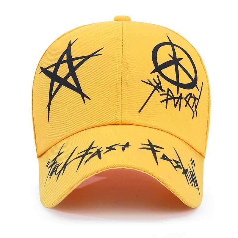 Fashionable yellow graffiti baseball cap with snap button hip-hop street casual printed foot cap mens spring and summer truck cap W241225