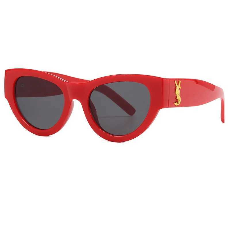 New Cat Eye Sunes Wen Luxury Brand Designer Fashion Black S Retro Sunes for Fem Eyewear UV400 Ocos De Sol X241225