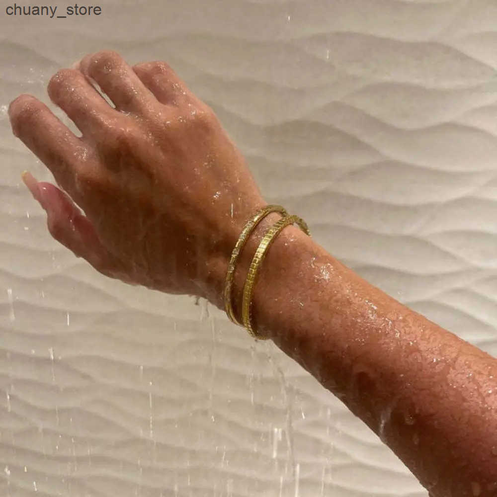 Chain Fashion Punk Gold Color Bangles for Women Men Trendy Stainless Steel Metal s Bohemian Jewelry Accessories Gift Wholesale L240910