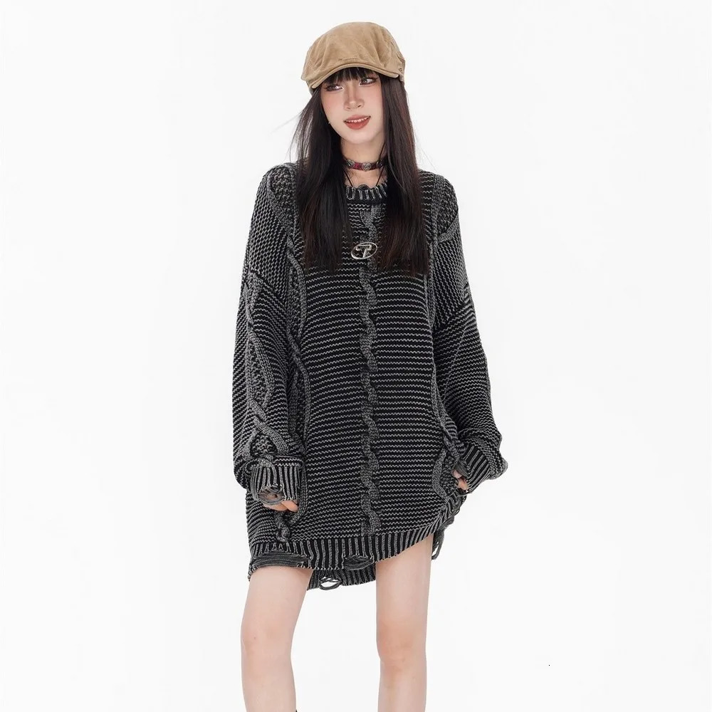 Ripped Grunge Christmas Sweater Men Oversize Punk Knit Gothic Tops Winter Clothe 2024 Y2k Streetwear Pullovers 241225