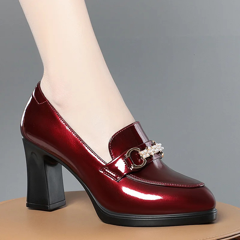 High Quality Pumps for Women Solid Color Thick Heel Soft Leather Shoes Patent Leather British Woman Round Toe High Heels Shoes 241225