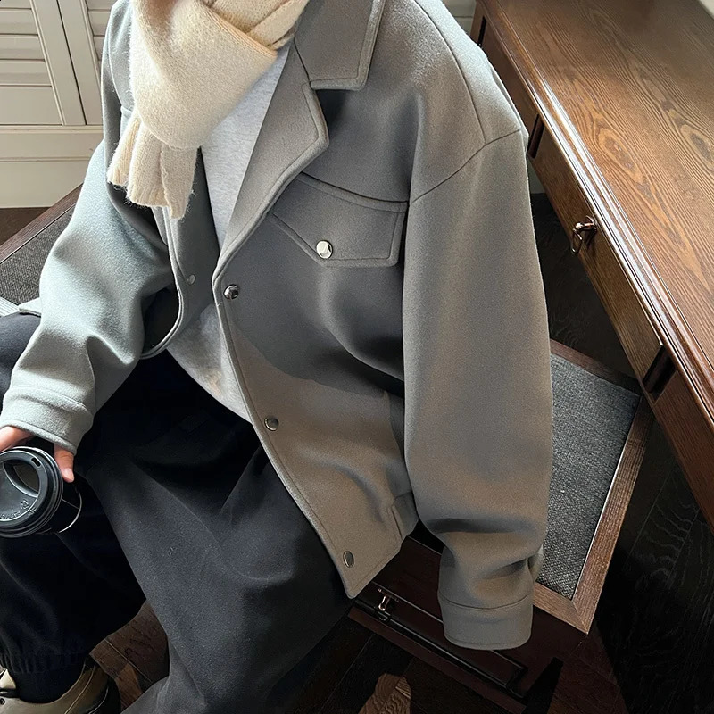 Winter Thicken Woolen Coat Men Warm Fashion Casual Thick Woolen Jacket Men Korean Loose Short Woolen Coat Mens Overcoat M-3XL 241223
